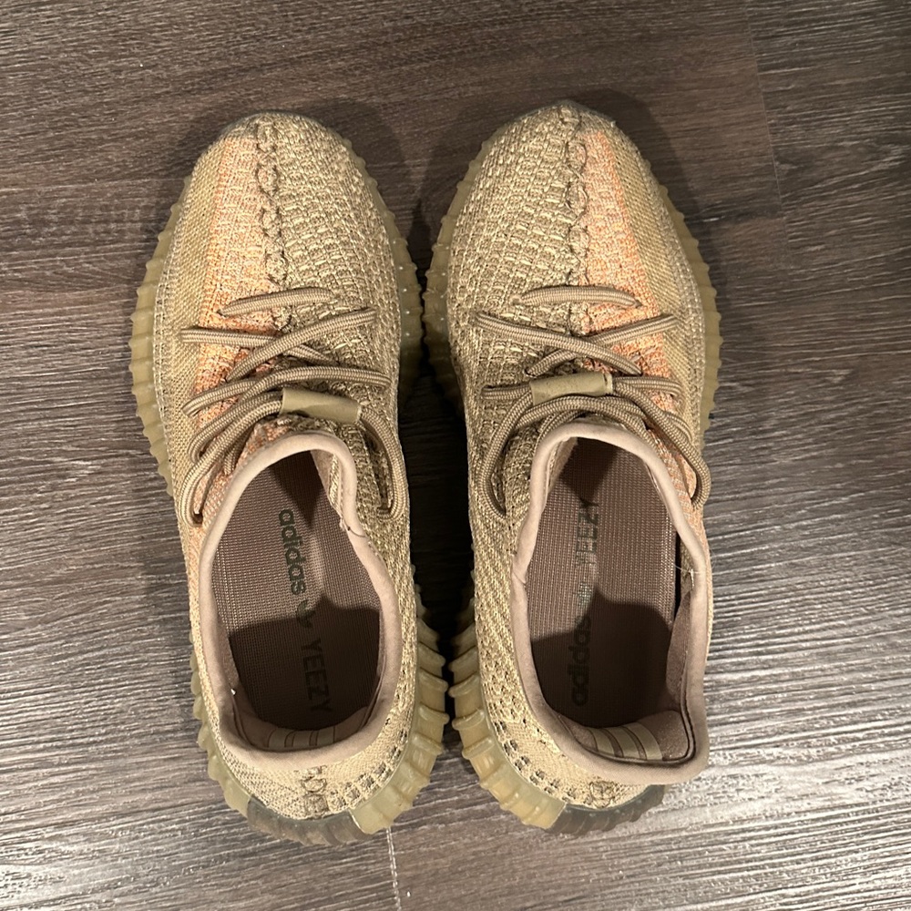 Yeezy 350 Sand Taupe